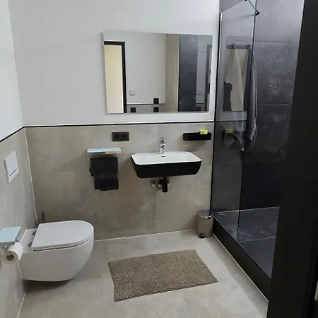 Room16-ulm Lägenhet *