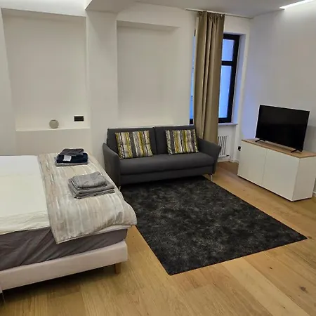 Lägenhet Room16-ulm